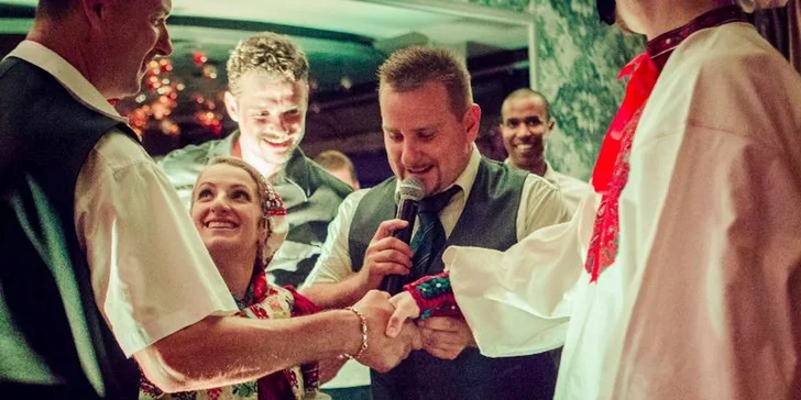 Moderátor na firemný event alebo svadbu