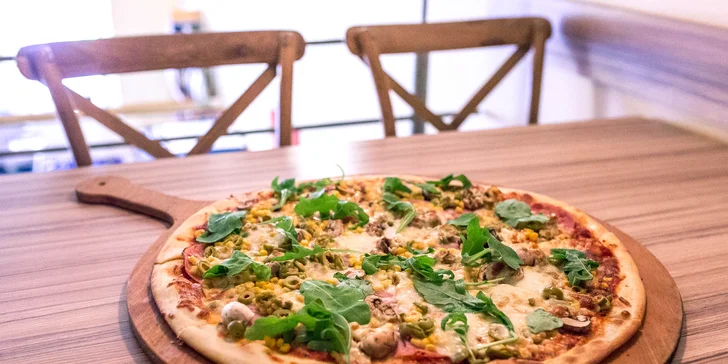 XXL pizza v Bamba Lina