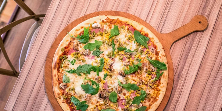 XXL pizza v Bamba Lina
