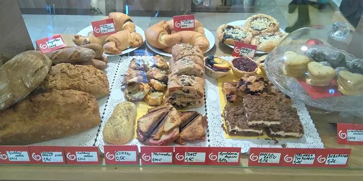 Káva, limonáda, koláčik v Pletenke