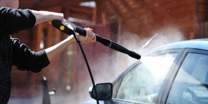 5,90 eur za umytie auta v interiéri aj zvonku. Precízne očistenie a vaše auto vyzerá rovnako dobre, ako keď ste si ho kúpili. Teraz so zľavou 57%!