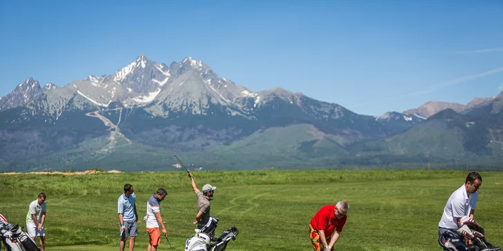Golfový areál Royal Valley - green fee 18 jamiek a zelená karta