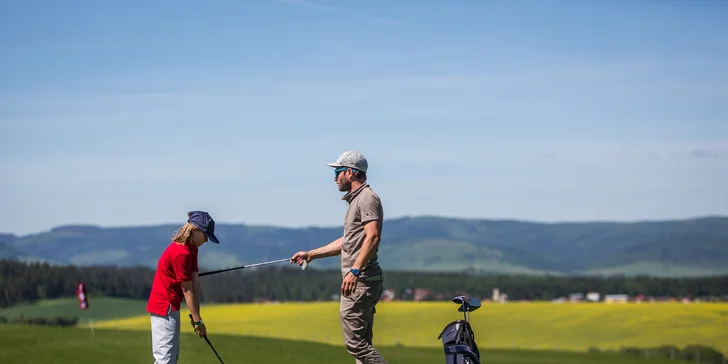 Golfový areál Royal Valley - green fee 18 jamiek a zelená karta