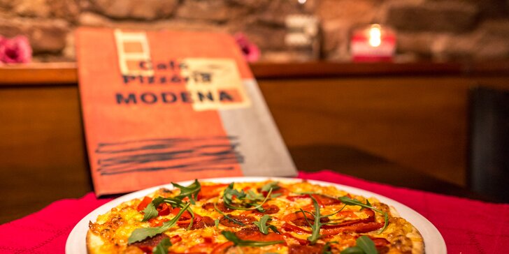 Pizza podľa výberu až z 24 druhov v pizzerii Modena