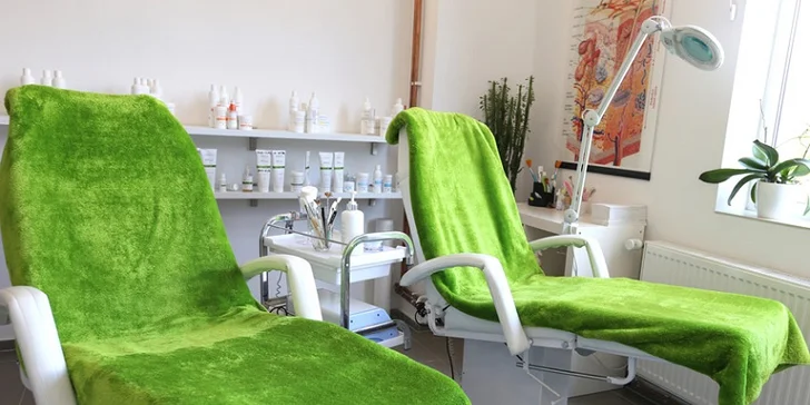 Hĺbkové čistenie pleti Skin Scrubberom alebo Anti-Age ošetrenie