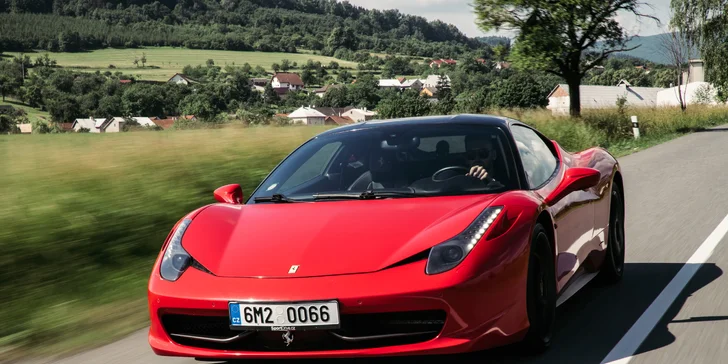 Jazda v novom Ferrari 458 Italia alebo v Lamborghini Gallardo LP560-4 vr. paliva