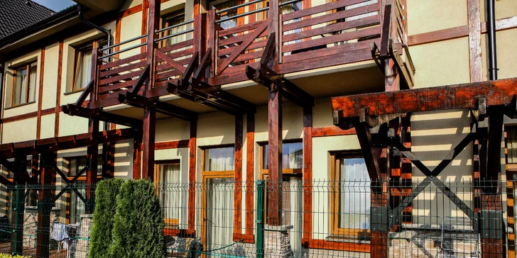Pobyt v apartmánovom štúdiu v areáli Vodného parku Bešeňová so zľavou na multivstup