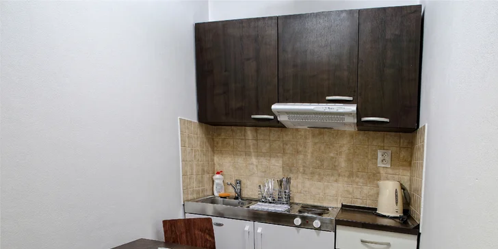 Pobyt v apartmánovom štúdiu v areáli Vodného parku Bešeňová so zľavou na multivstup