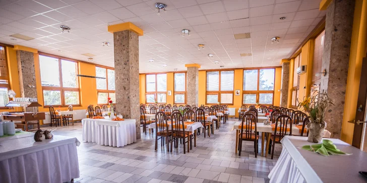 Kúpeľný wellness pobyt s plnou penziou, procedúrami podľa vlastného výberu a plaveckým bazénom v Hoteli Jantár*** Dudince