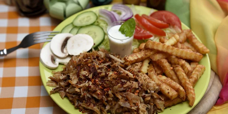 Kurací kebab v placke či s hranolčekmi