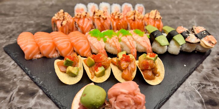 Sushi menu s polievkou a dezertom v Asian Restaurant v Auparku