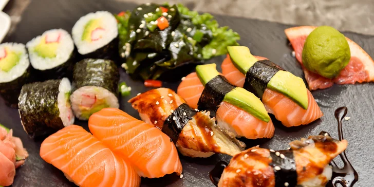Sushi menu v Sushi bare Sunshine v Auparku