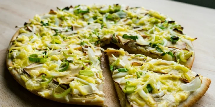 Zdravý obed alebo pizza s dovozom