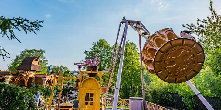 Sezónne lístky na viac ako 40 atrakcií v najväčšom tematickom zábavnom parku v Poľsku!