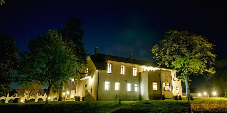 Romantický víkendový pobyt v Chateau Šarkan*** pri Štúrove
