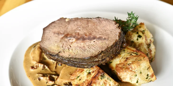 Trojchodové degustačné menu v reštaurácii Miminoo a vstup na Žižkovskú vežu