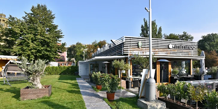 Trojchodové degustačné menu v reštaurácii Miminoo a vstup na Žižkovskú vežu