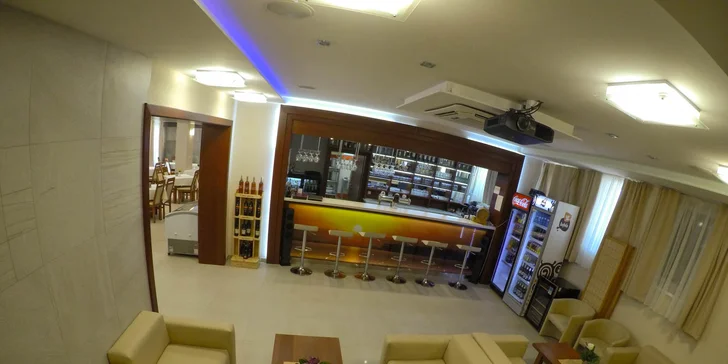 Dokonalý večer: wellness, masáž a dobré jedlo!