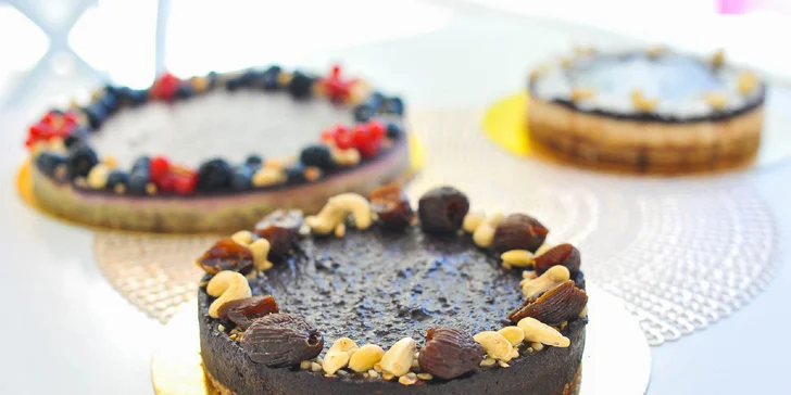 Čokoladová, bounty či čučoriedková raw torta!