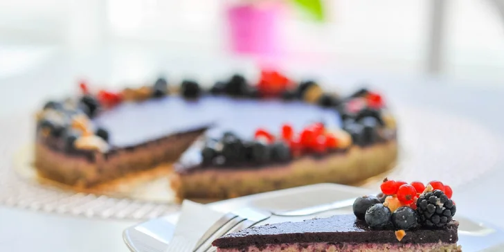 Čokoladová, bounty či čučoriedková raw torta!