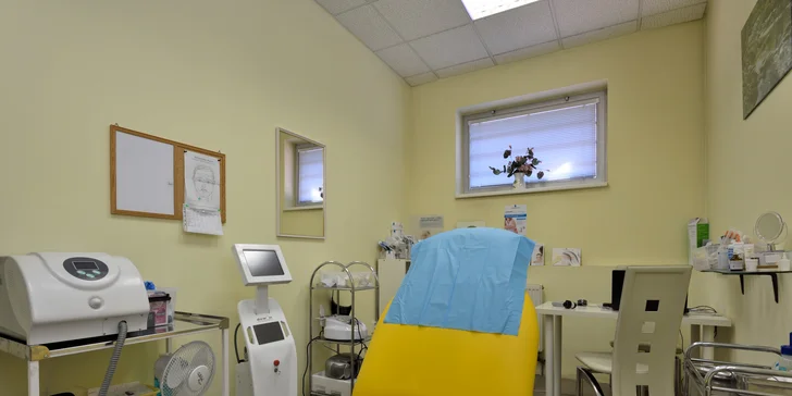 Profesionálne vyhladenie vrások alebo odstránenie potenia botoxom