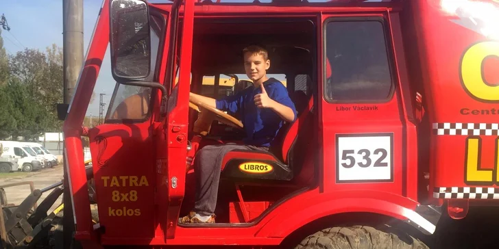 30 nadupaných minút za volantom giganta Tatry 813 8X8 Truck Trial