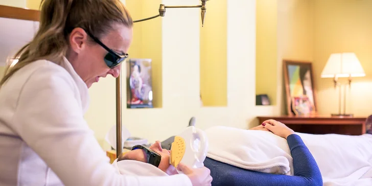 3D fotorejuvenizácia - Omladená pleť s neinvazívnym liftingom