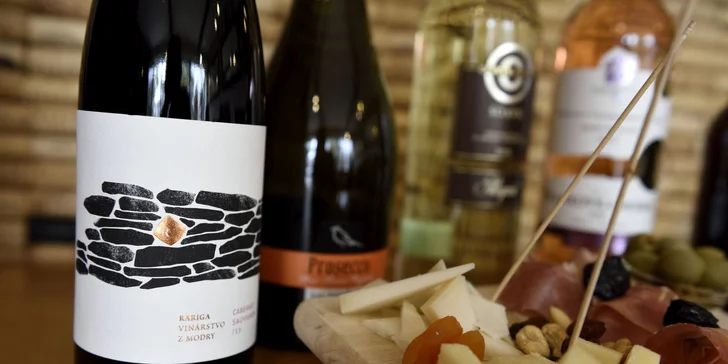 Ochutnávka vín s možnosťou sabráže vo vinotéke WINE EXPERT