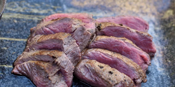 Japonský Wagyu steak s tradičnými predjedlami