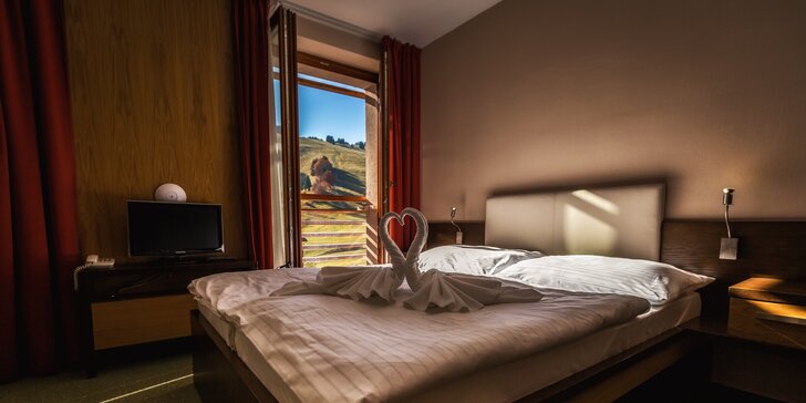 Lyžiarsky alebo Relax pobyt s wellness v Hoteli Malina*** priamo na svahu Malinô Brdo