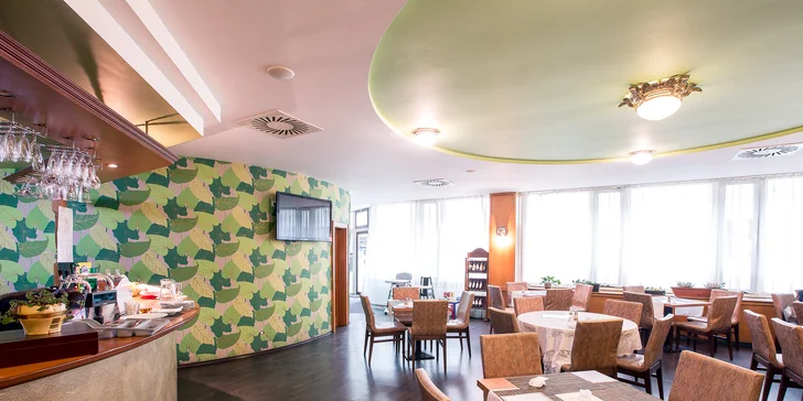 Steak z hovädzej sviečkovice aj s prílohou a omáčkou