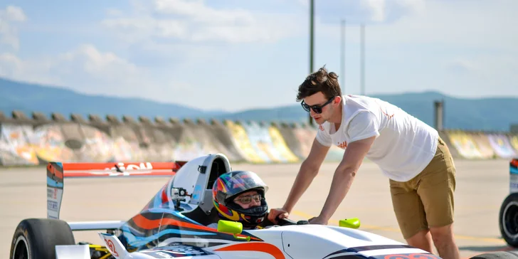 Exkluzívna jazda na formule Renault 2.0