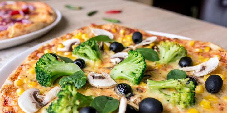 Pizza podľa vlastného výberu - až 25 druhov!