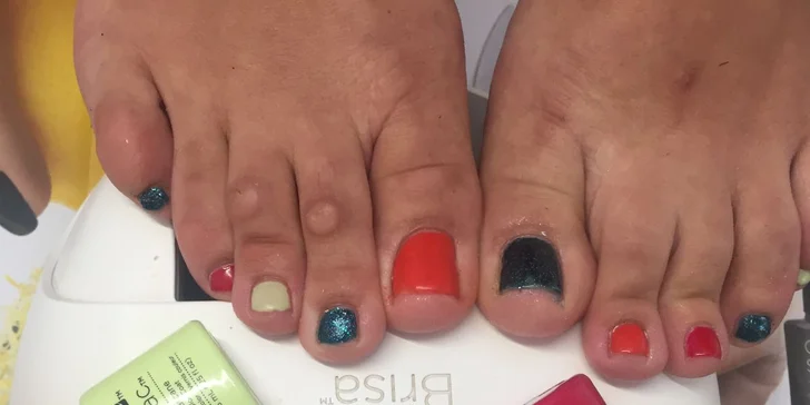 Klasická alebo japonská manikúra, alebo Shellac lakovanie