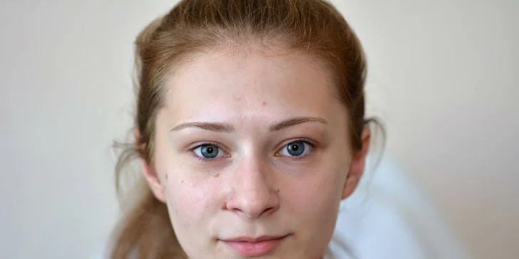 Ošetrenia pleti, formovanie a farbenie obočia či spoločenský make-up