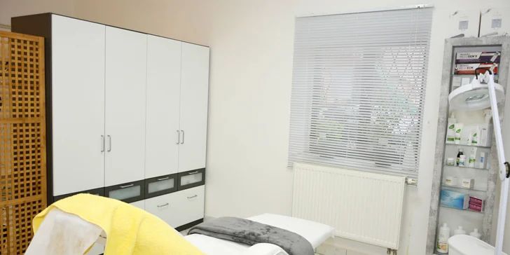 Ošetrenia pleti, formovanie a farbenie obočia či spoločenský make-up