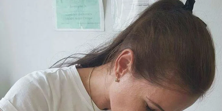 Ošetrenia pleti, formovanie a farbenie obočia či spoločenský make-up