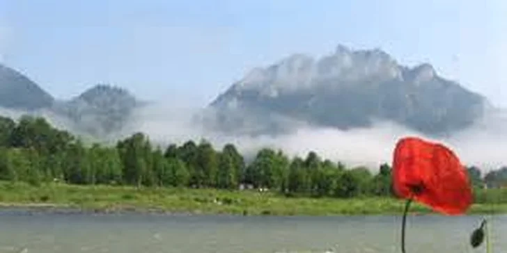 Splav rieky Dunajec alebo splav spolu s ubytovaním