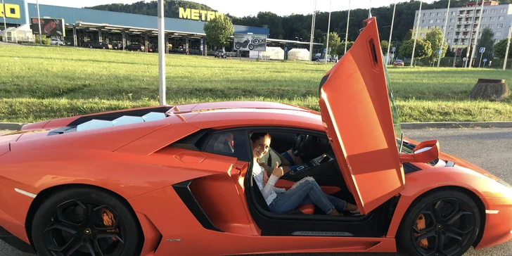 Zážitok vo Ferrari, Lamborghini, McLarene a Porsche.