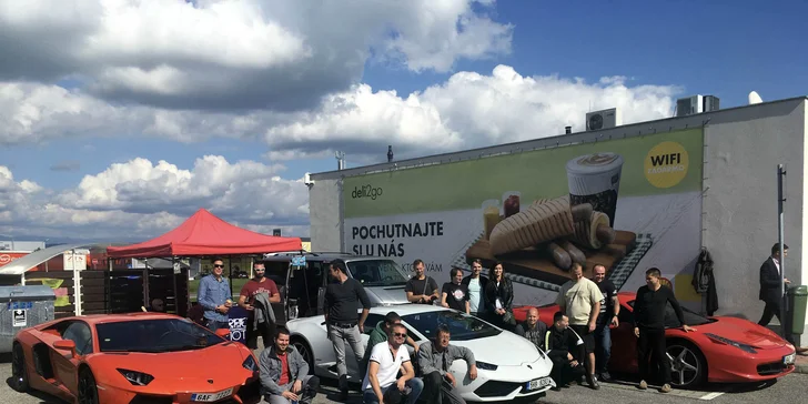 Zážitok vo Ferrari, Lamborghini, McLarene a Porsche.