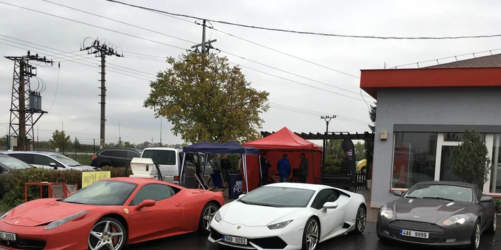 Zážitok vo Ferrari, Lamborghini, McLarene a Porsche.