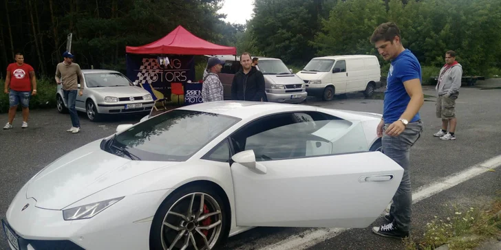 Zážitok vo Ferrari, Lamborghini, McLarene a Porsche.