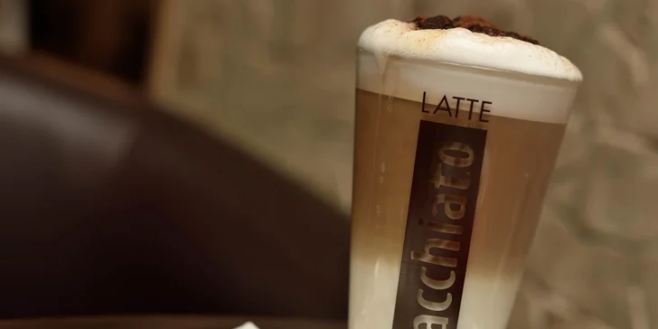 Chutné malé občerstvenie v Cafe Bar Emócia