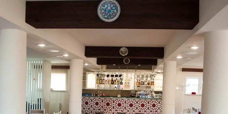 Tradičné arabské degustačné menu pre 2 osoby