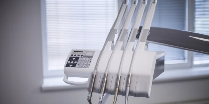 Dentálna hygiena alebo profesionálne bielenie zubov