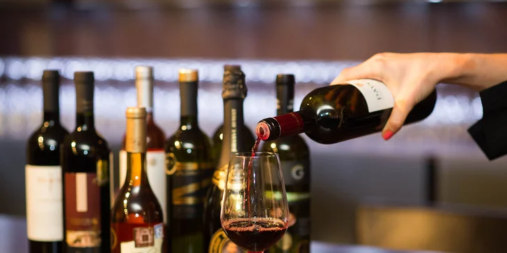 Degustácia pre znalcov vína v Národnom salóne vín