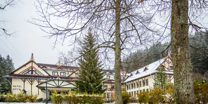 Nezabudnuteľná lyžovačka pre páry aj rodiny v Mýte pod Ďumbierom. Len 1,2km od SKI Mýto