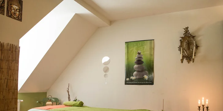 Uvoľňujúci ayurvédsky masážny balíček pre zdravie a relax + darček