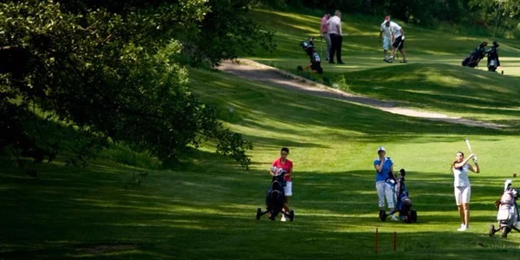 Pobyt v Penzionu Golf Ještěd s adventure golfom a polpenziou