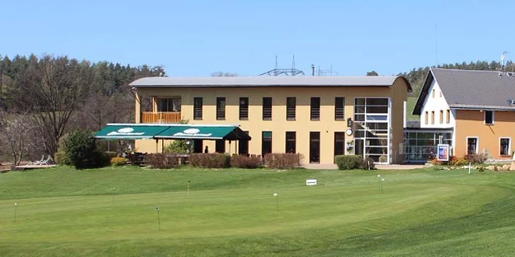 Pobyt v Penzionu Golf Ještěd s adventure golfom a polpenziou